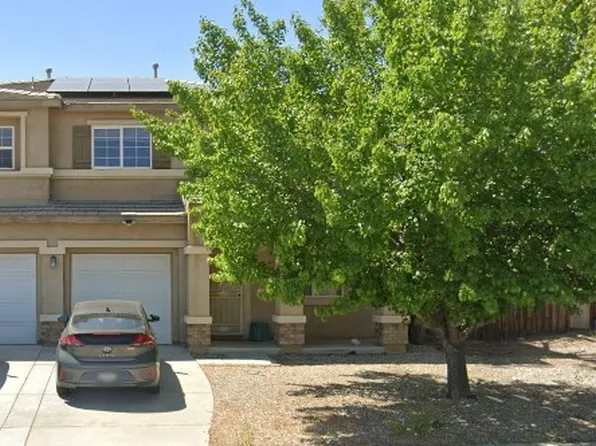 12525 Dos Palmas Rd, Victorville, CA 92392