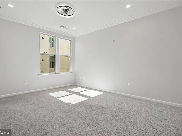 12000 Market St #371 — Photo 14