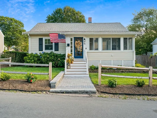 38 Sterling St, Braintree, MA 02184