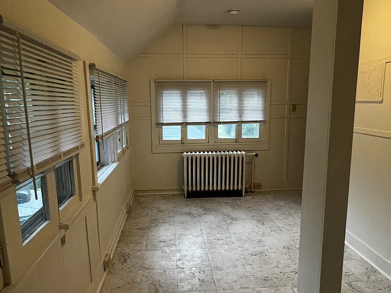 721 Clark Ave — Photo 22