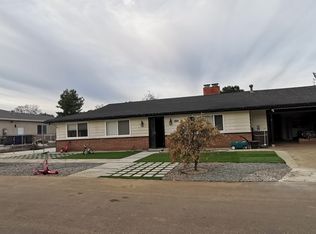 14382 Poway Rd, Poway, CA 92064