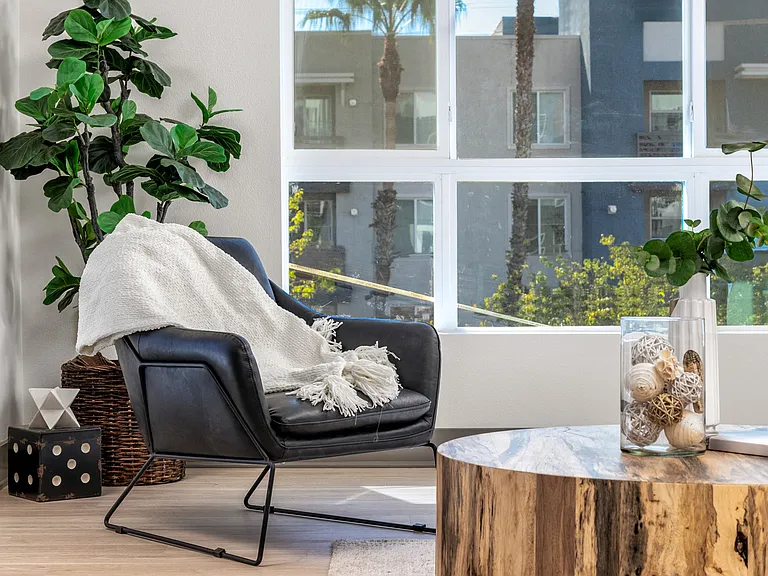 Living Room | B THREE
