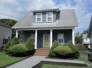 405 Avenue H, Matamoras, PA 18336