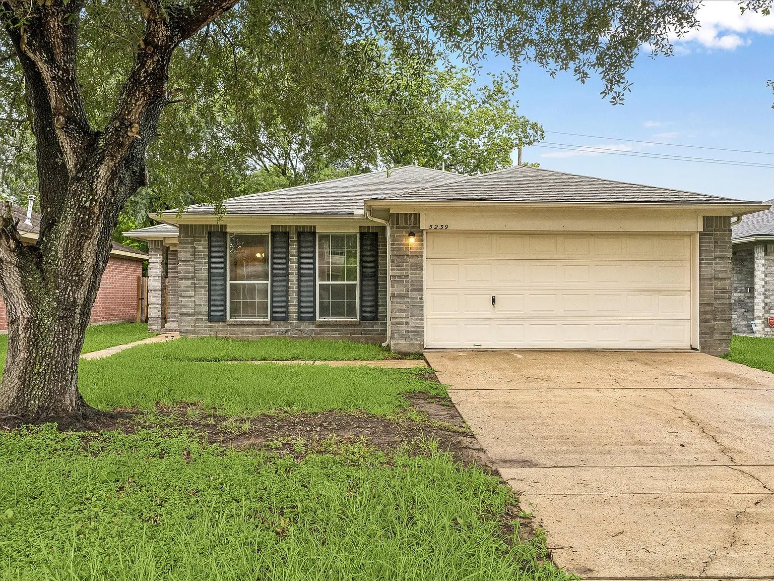 4 bed, 2.0 bath, 1498 sqft, $1,850 — Photo 2
