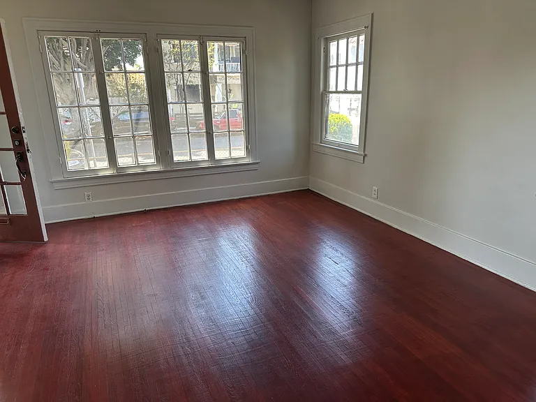 1315 W 22nd St #1315 — Photo 6
