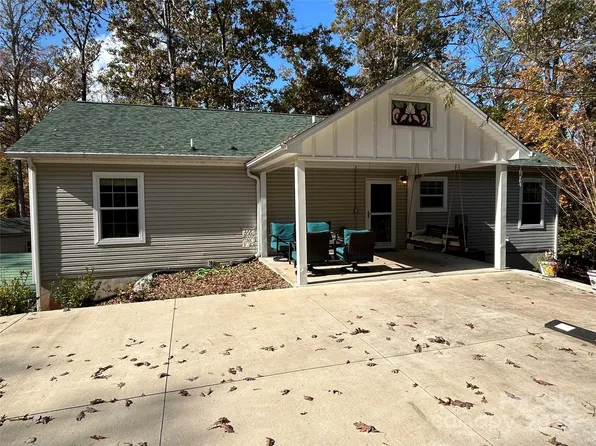 608 River Ridge Pkwy, Rutherfordton, NC 28139