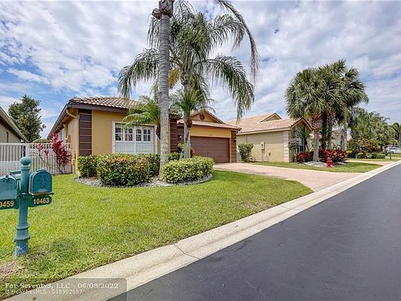 3rd image of 10463 Utopia Cir S