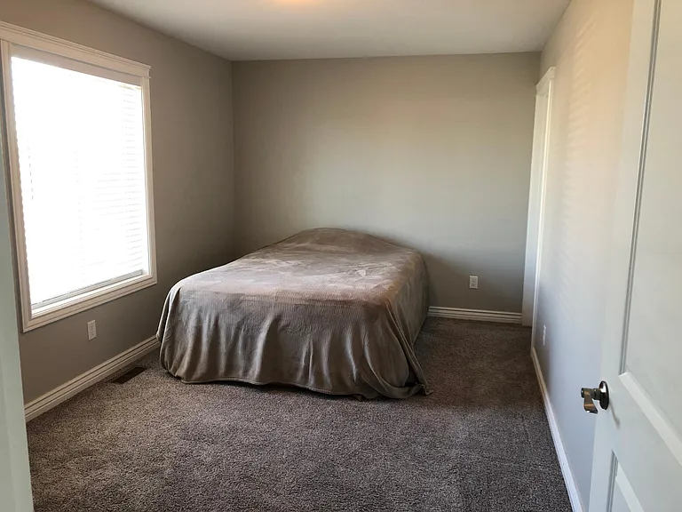 894 S Von Elm Dr — Photo 6