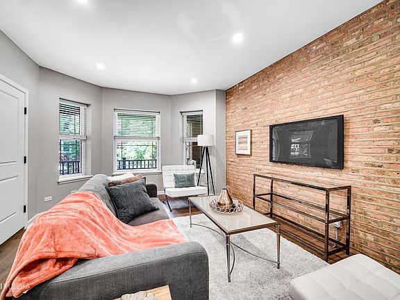 2nd image of 1507 W Hollywood Ave #1