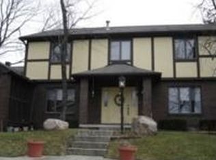 2210 W Packard St, Decatur, IL 62522