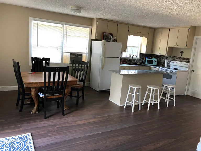 Paradise Point Rd — Photo 8