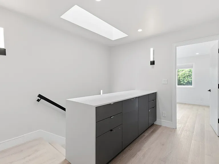 143 Ortega Ave — Photo 20