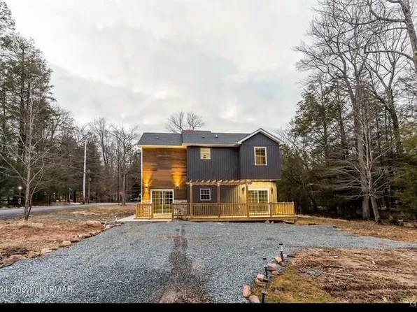 146 Tanglewood Dr, Albrightsville, PA 18210