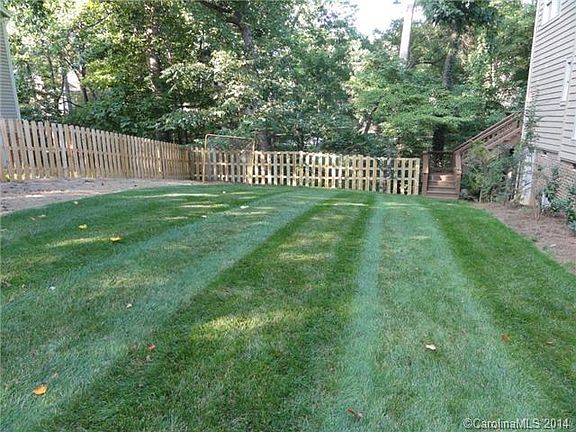2nd image of 1032 Laurel Park Ln