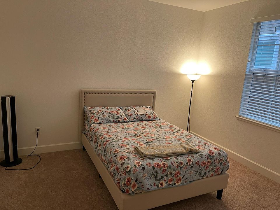 2nd image of 266 E Huntley Ave #266