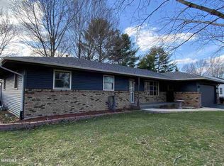 509 S Goodling St, Winnebago, IL 61088