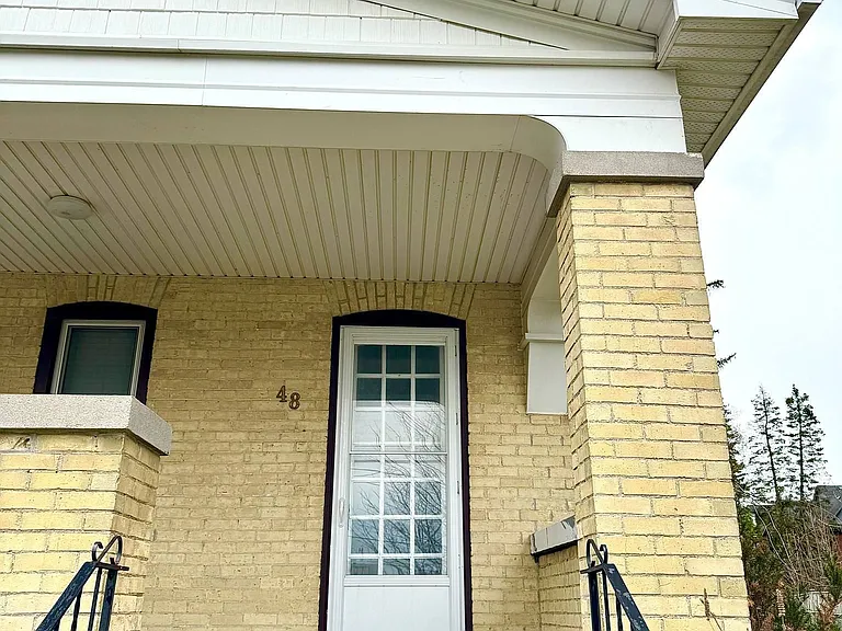 48 Walter St #A — Photo 1