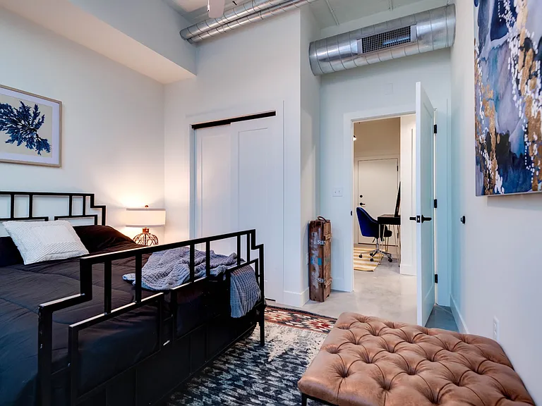 Kent Lofts — Photo 13