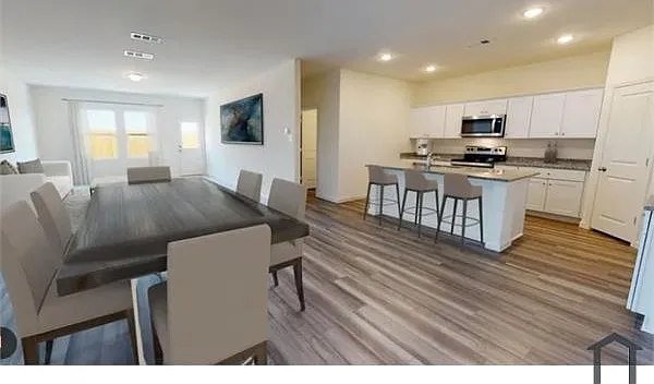 2013 Meadow Dr