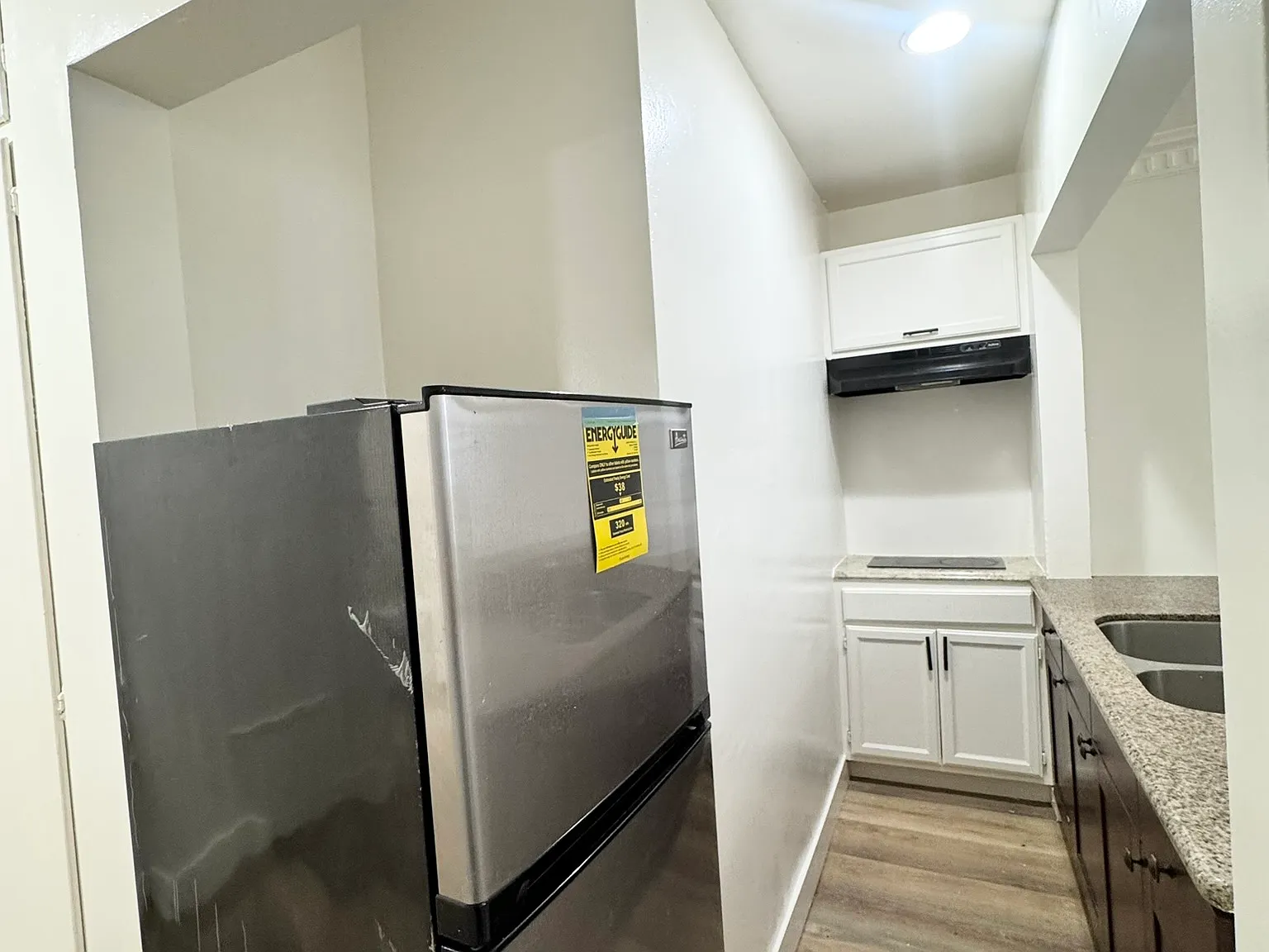 Studio, 500 sqft, $1,450 — Photo 3