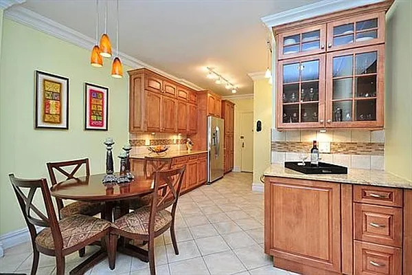 Sold by Citi Habitats | media 12