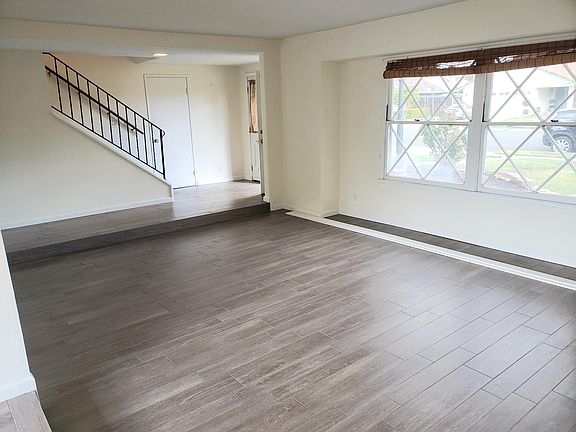 4th image of 165 Hiram Ave