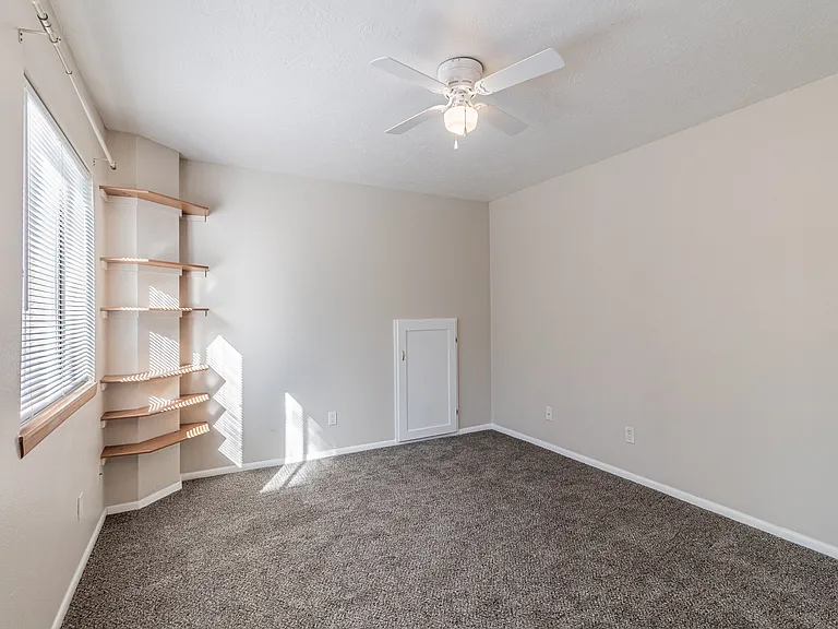 5200 Villa View Dr #13D — Photo 11
