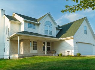 101 Vonachen Ct, East Peoria, IL 61611