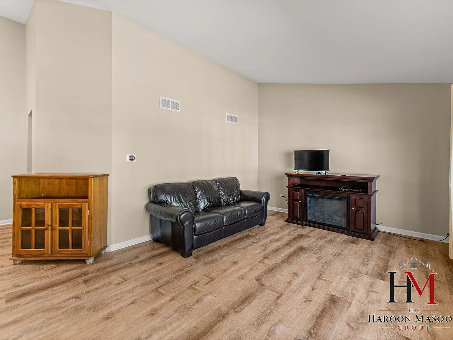 3 bed, 1800 sqft, $3,200 — Photo 4