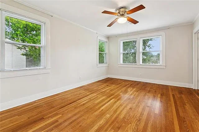 67 S Wren St — Photo 12