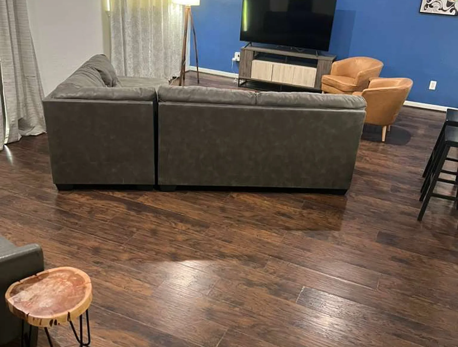 3 bed, 2.0 bath, $4,862 — Photo 3