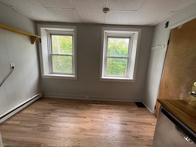 214-216 W Madison St #216-2 — Photo 7