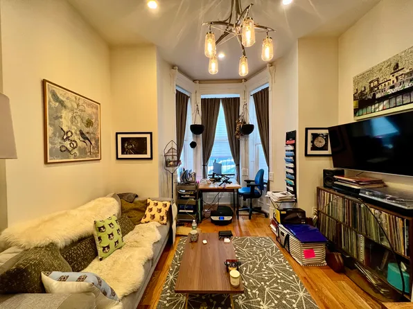 22 Mac Donough Street image 13 of 17