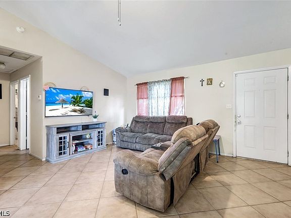 5th image of 8362 Bamboo Rd