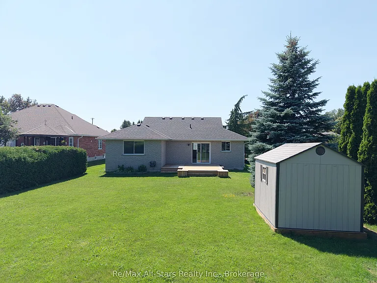 8 Whitney Ct — Photo 23