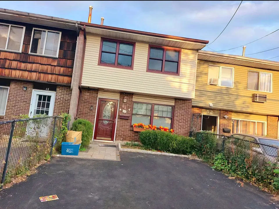 50 Kennedy Dr