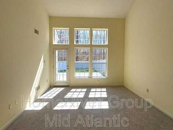 5th image of 5005 Woods Line Dr Unit 3