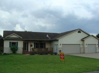 W7787 Windmill St, Holmen, WI 54636