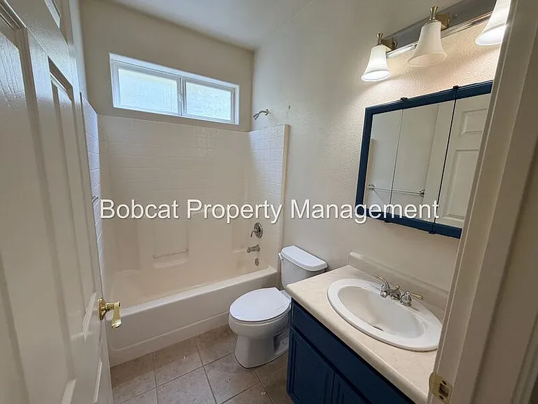 1362 Branden Ln — Photo 9