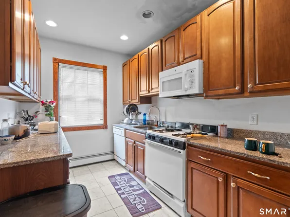 623 Whitney Ave #10, New Haven, CT 06511