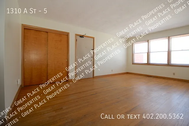 1310 A St #5 — Photo 16