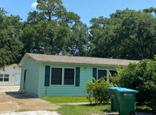 3305 Detroit Ave, Pascagoula, MS 39581