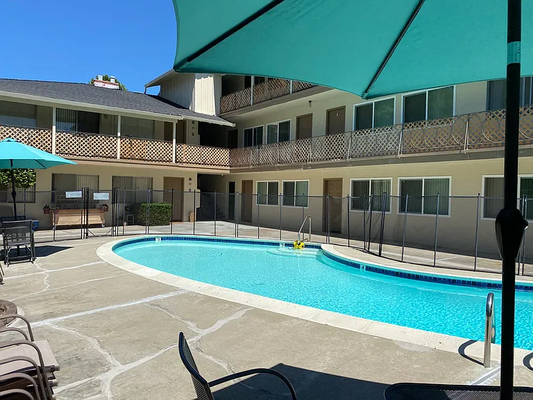 245 Easy St #14 — Photo 24