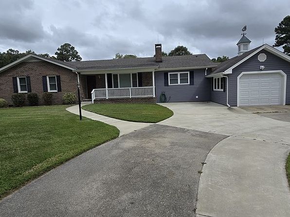 105 Windy Heights Dr