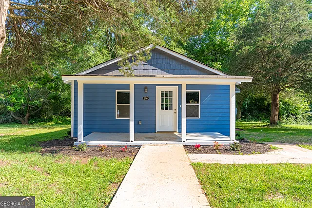 808 Davis St — Photo 1