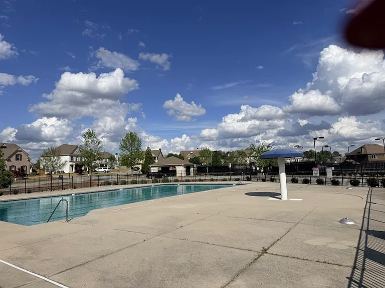 1306 Halletts Peak Pl — Photo 22