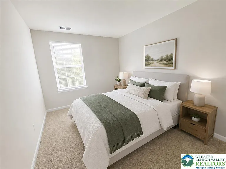 1143 Lova Ln — Photo 4