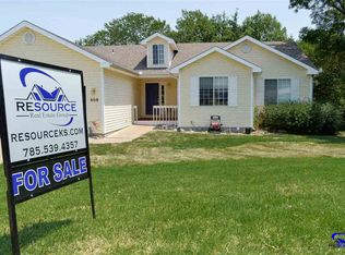 608 De Hoff Dr, Manhattan, KS 66502