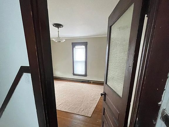 3rd image of 204 S 14th St Unit 1