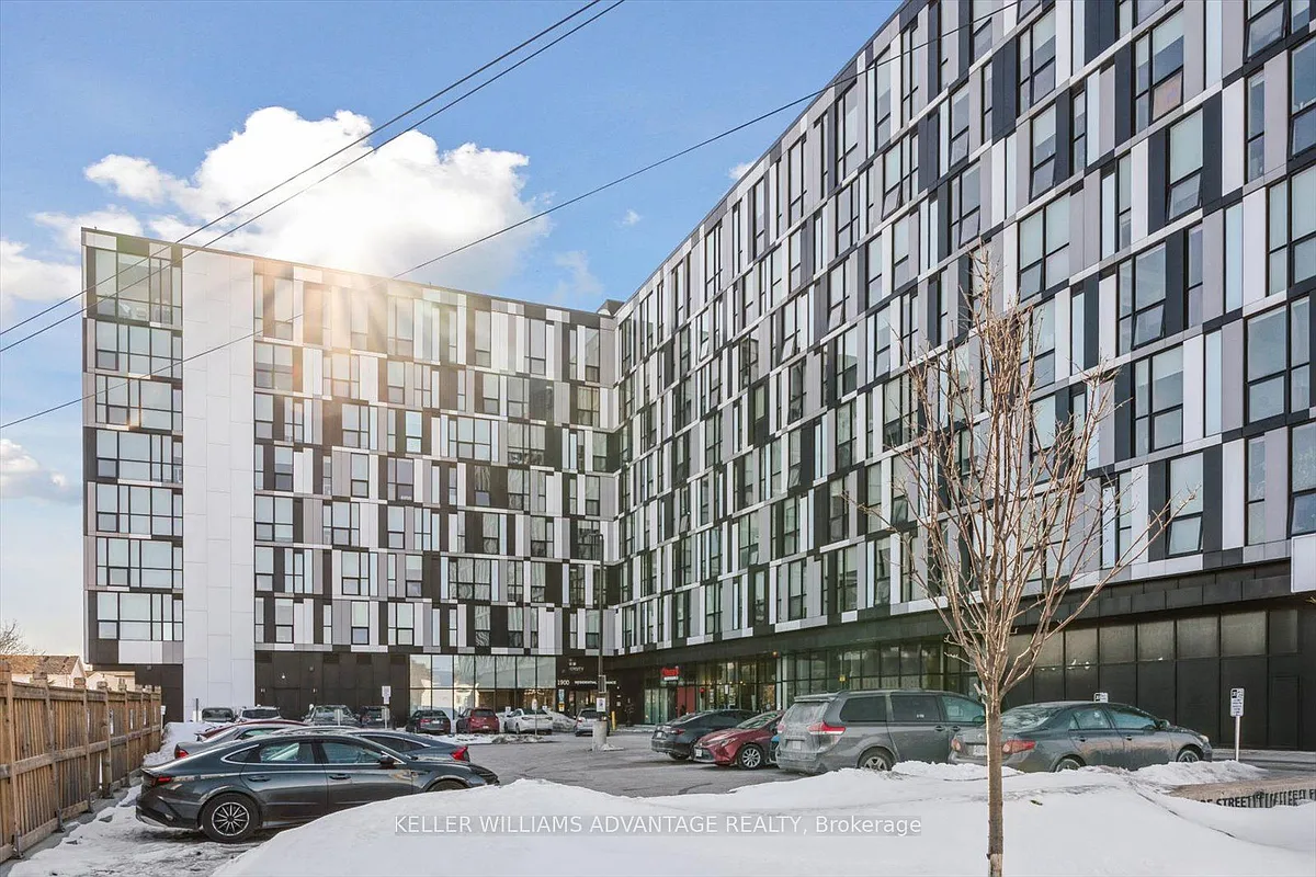 Building Photo - 1900 Simcoe St N #434